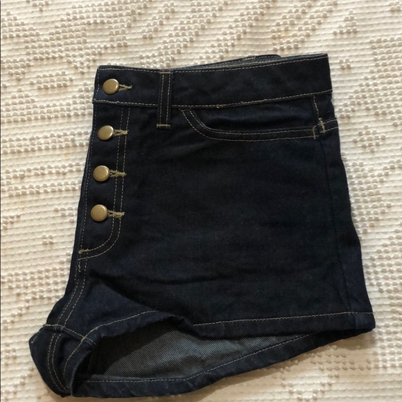 American Apparel denim hot pants - Picture 2 of 4
